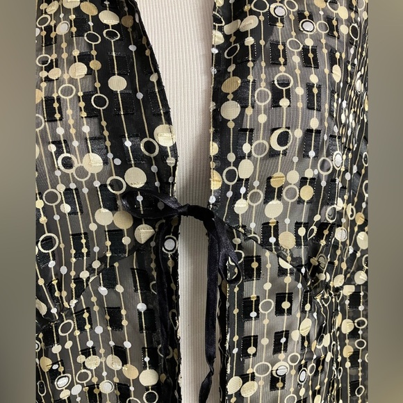 Studio 1940 Women’s Sheer Lightweight Top/Jacket, Black/Gold/Metallic, 18-20W - Picture 5 of 6